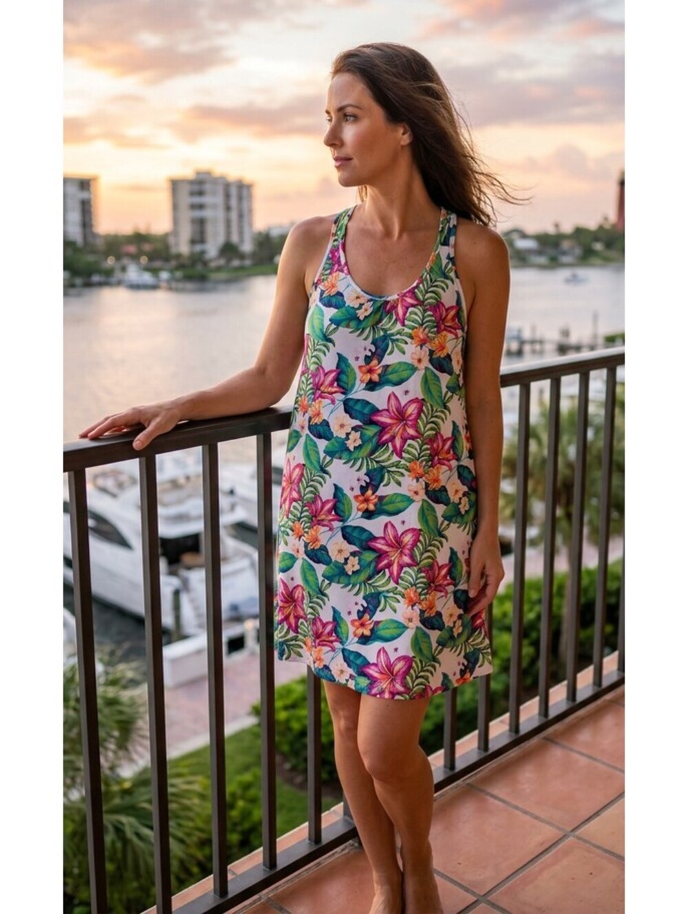 Tommy Bahama Women's M Tropical Floral Racerback Nightgown Island Resort